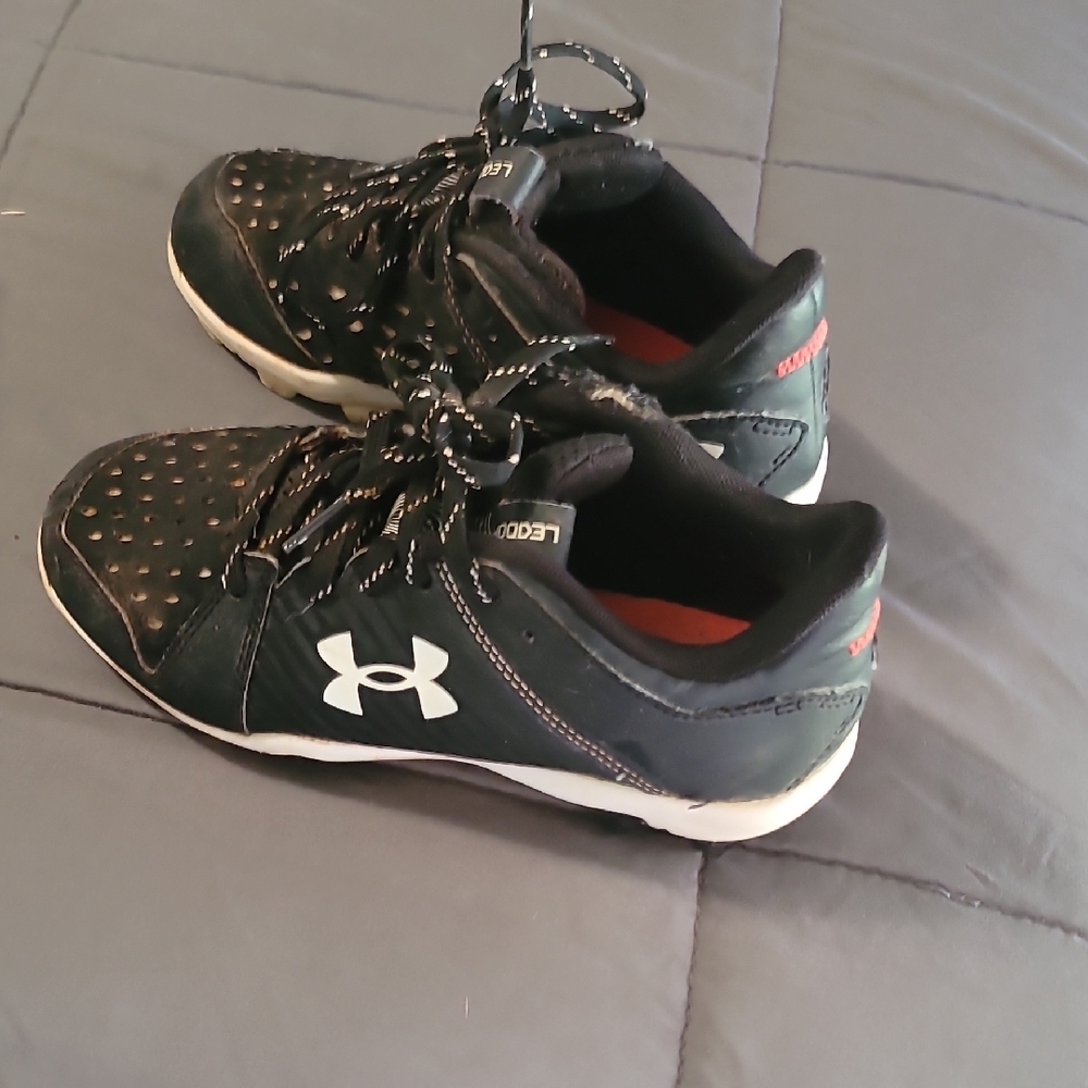 Under Armour Kids Black Athletic Shoes